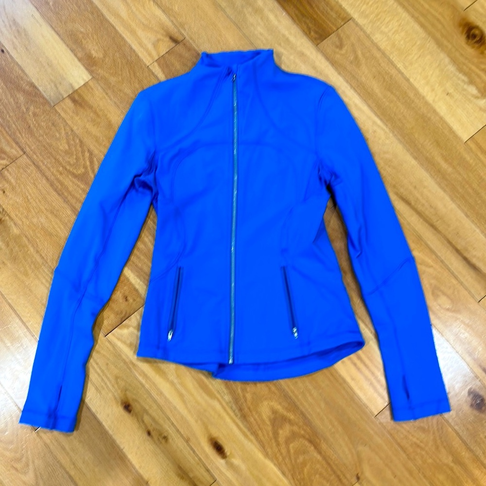 Lululemon zip top blue size 8